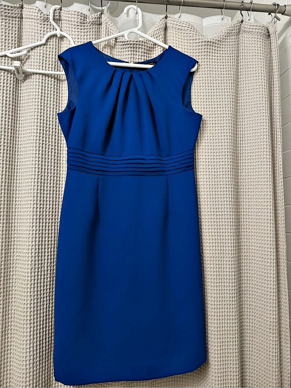 Tahari Arthur S. Levine Blue Mini Dress Size 10P Like New